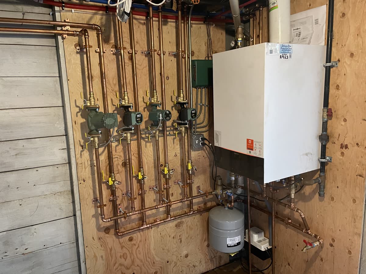Viessmann combi with multi-zone copper manifold — Johnson Bros